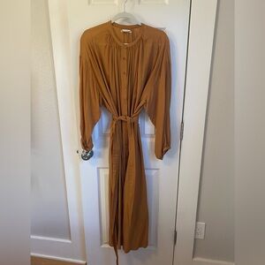 Doen Long Sleeve lightweight Maxi Dress with removable belt